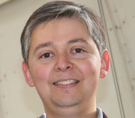Ricardo Muñoz, investigador del CATA y astrónomo del Departamento de Astronomía de la Universidad de Chile.