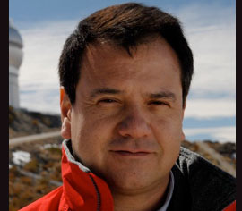 Felipe Barrientos, astrónomo de Instituto de Astrofísica UC e investigador CATA