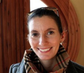 Elise Servajean, Ph.D en astronomía FCFM de la Universidad de Chile e investigadora del Centro de Astrofísica y Tecnologías Afines CATA