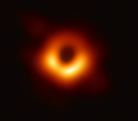 Agujero Negro Supermasivo de la galaxia M87. La primera y única imagen real de un agujero negro.