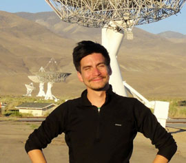 Rodrigo Herrera, en su estancia en en Owens Valley Radio Observatory.